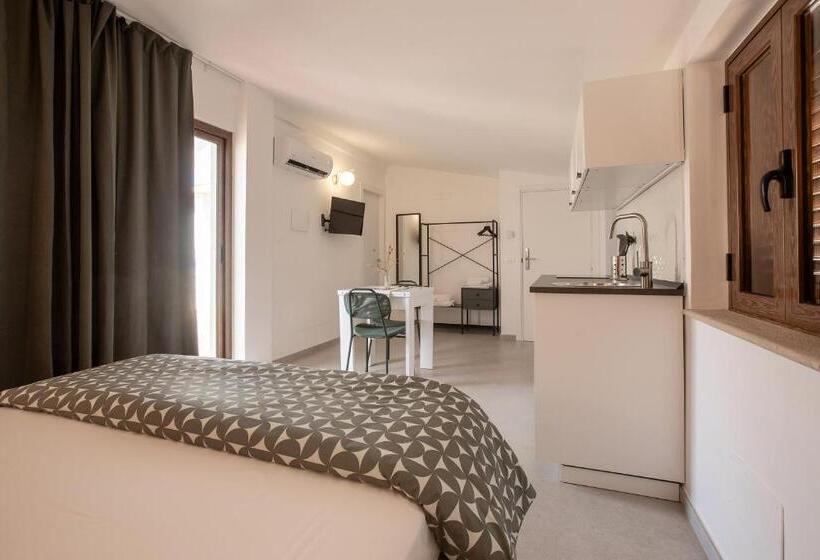 Пансион Domus Noem   Locazione Turistica