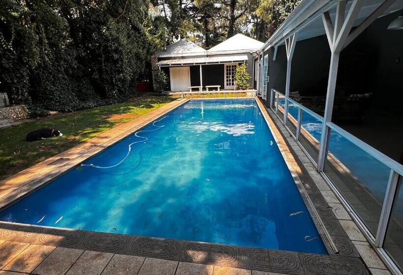 Pension Mitchell Bank Hideaway