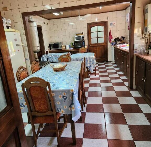 膳宿费 Rohdis Navarro Spa