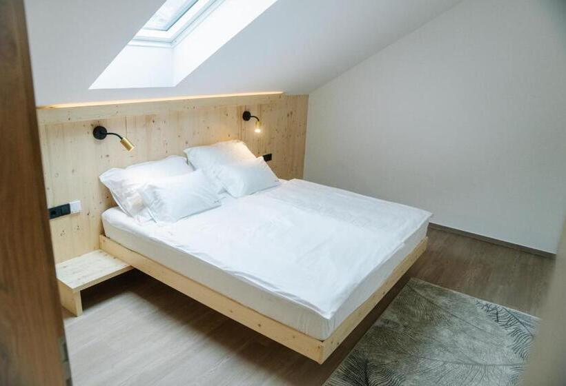 پانسیون Sobe Rooms Jelen Jelenov Greben