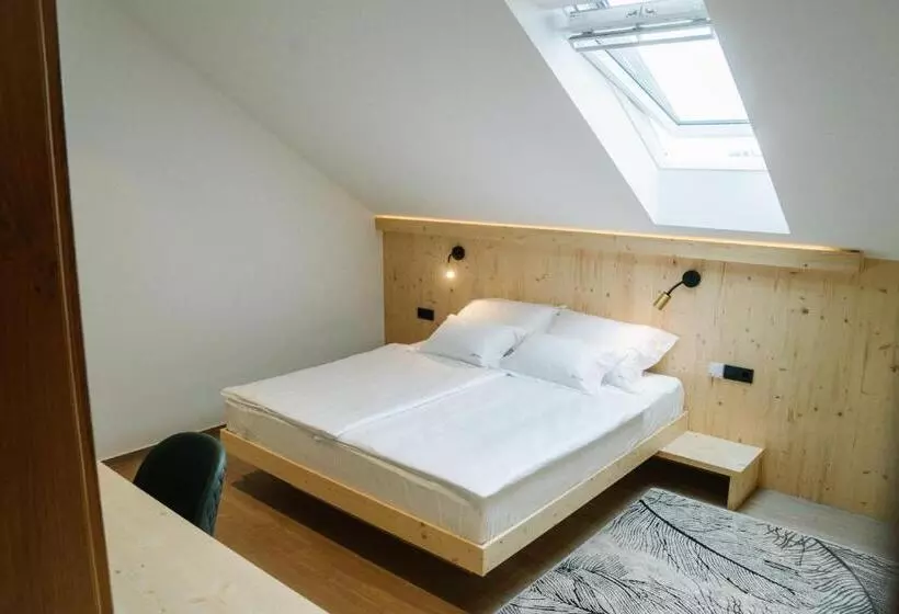 پانسیون Sobe Rooms Jelen Jelenov Greben