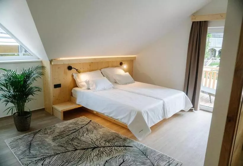 پانسیون Sobe Rooms Jelen Jelenov Greben