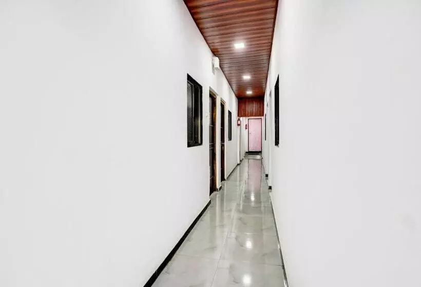 Spot On Hotel Yatri