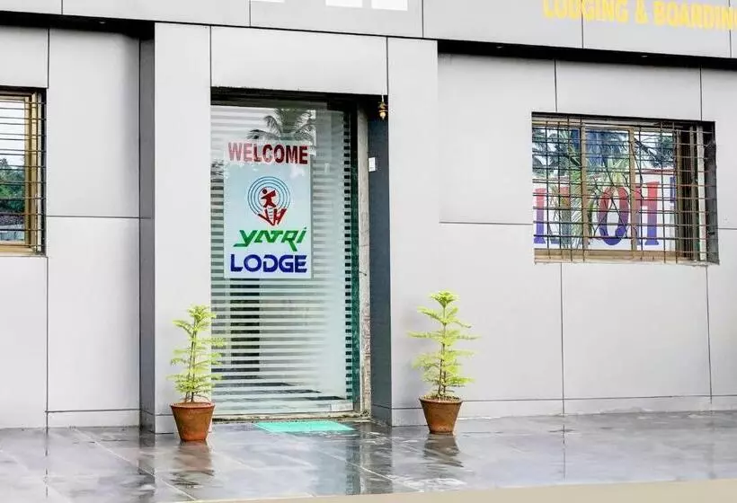 Spot On Hotel Yatri