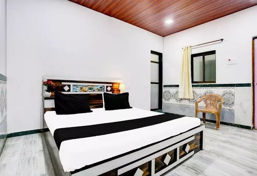 Spot On Hotel Yatri