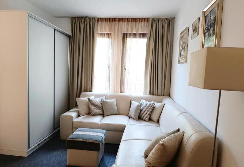 марина кейп