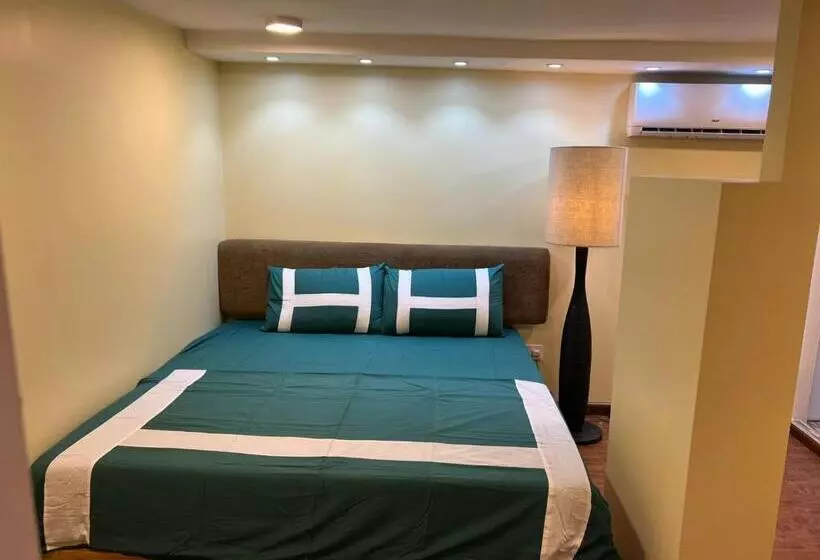 تختخواب و صبحانه Rooftop Rooms