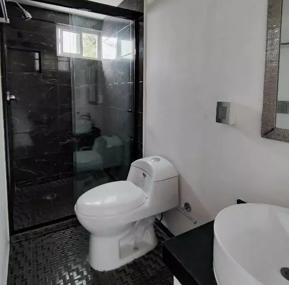 هتل کپسول Casa Barcelona San Luis Potosí