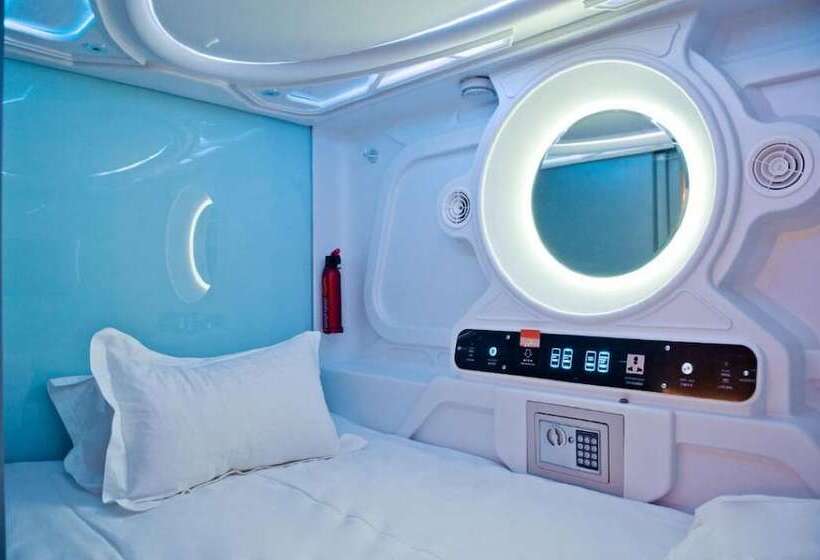 Hotel a Capsule Jianpuke Space Capsule Backpacker Hostel