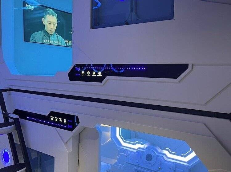 Hotel a Capsule Jianpuke Space Capsule Backpacker Hostel