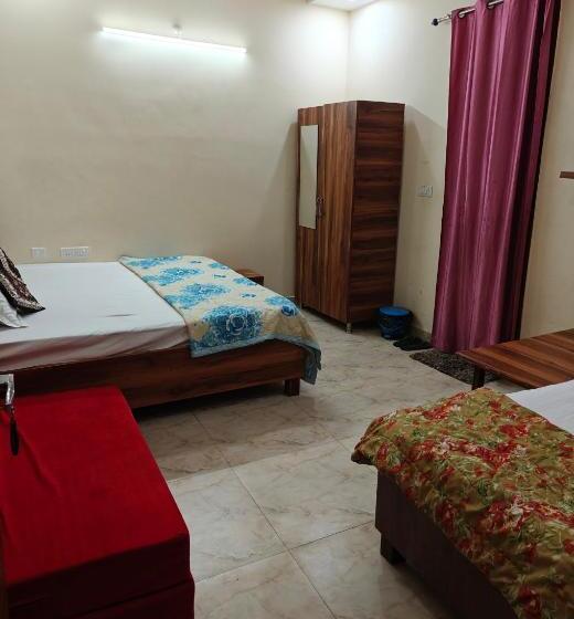 Hotelli Radhe Shyam Niketan