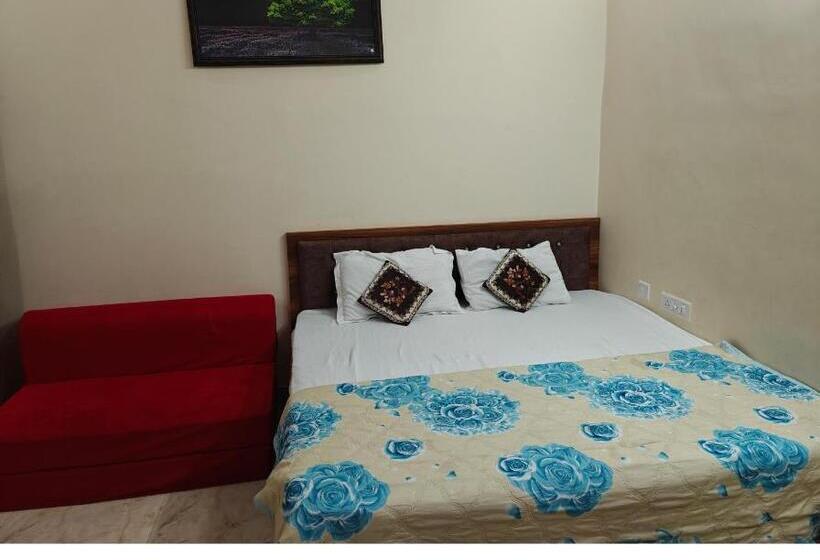 Hotelli Radhe Shyam Niketan