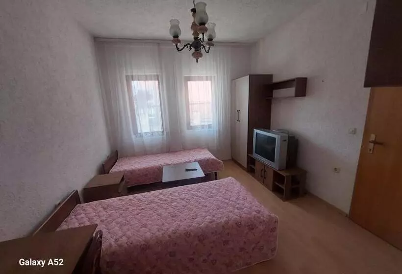 پانسیون Marjan S Apartments