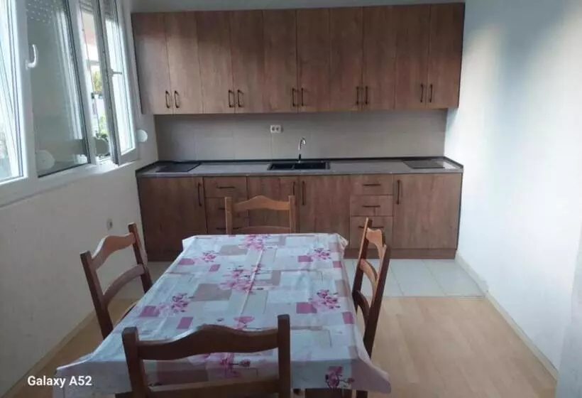 پانسیون Marjan S Apartments