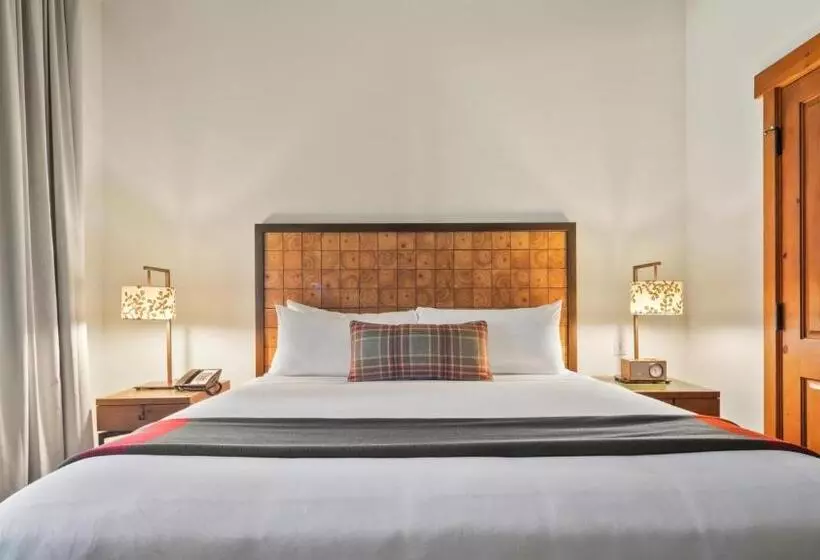 Lomakeskus 1122a 1 Bdrm The Pines Ski In Ski Out Lodge At Spruce Peak