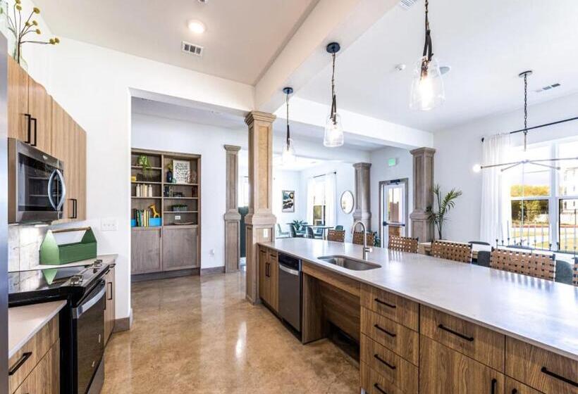 The Parker Austin Condos By Barsala