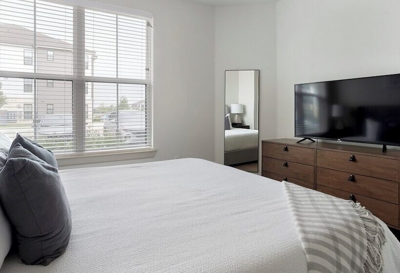 The Parker Austin Condos By Barsala