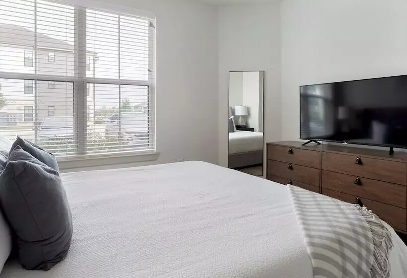 The Parker Austin Condos By Barsala