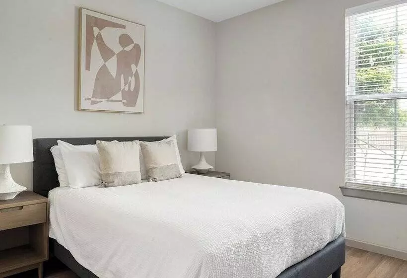 The Parker Austin Condos By Barsala