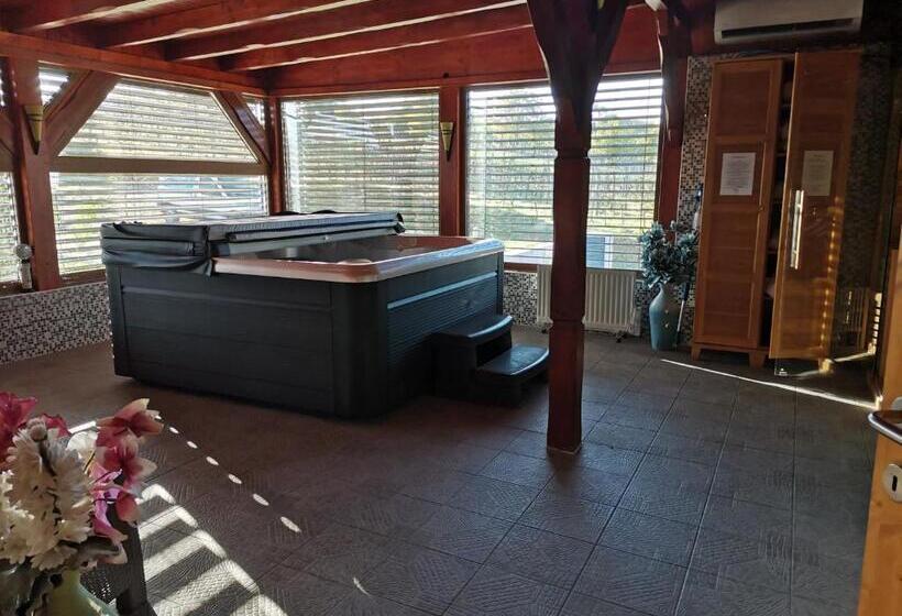 住宿加早餐  Szent Kristóf Vendégház