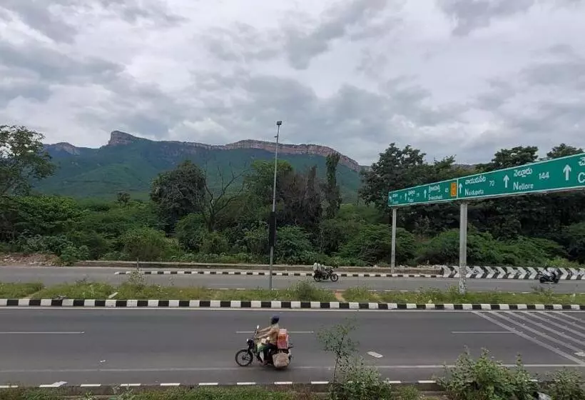 ホテル Anandasai Residency