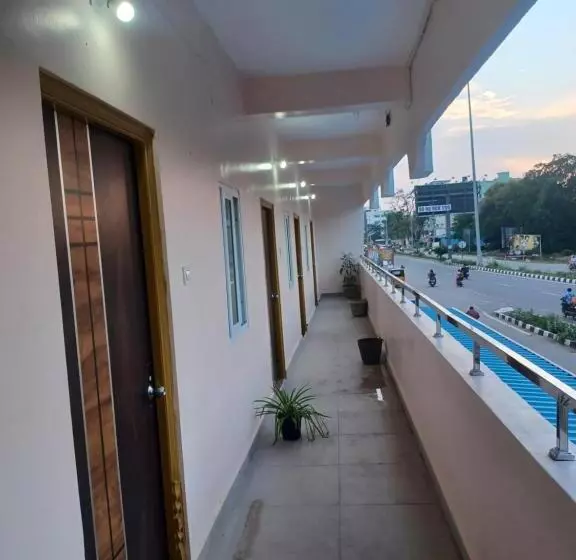 ホテル Anandasai Residency