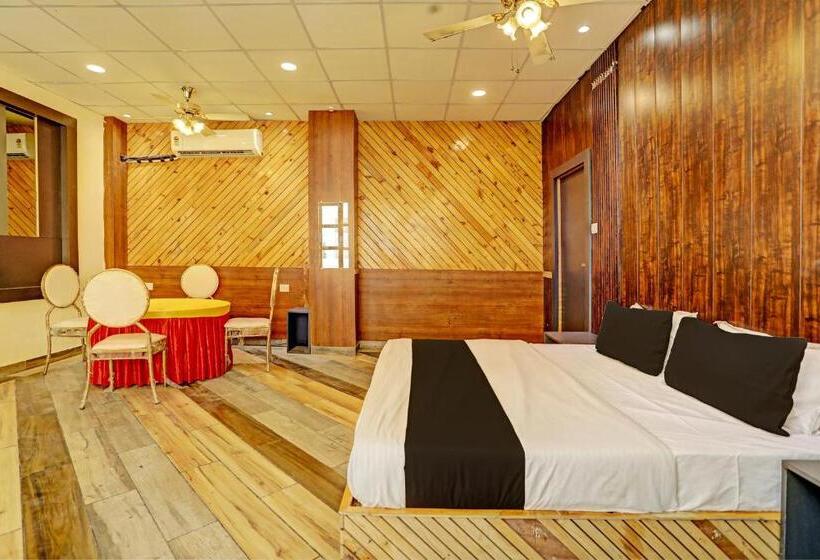 هتل Butterfly Suites