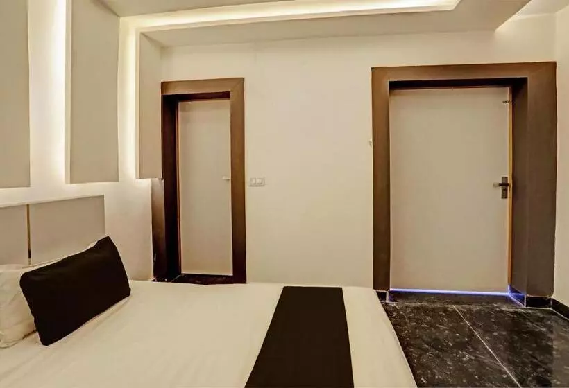 هتل Butterfly Suites