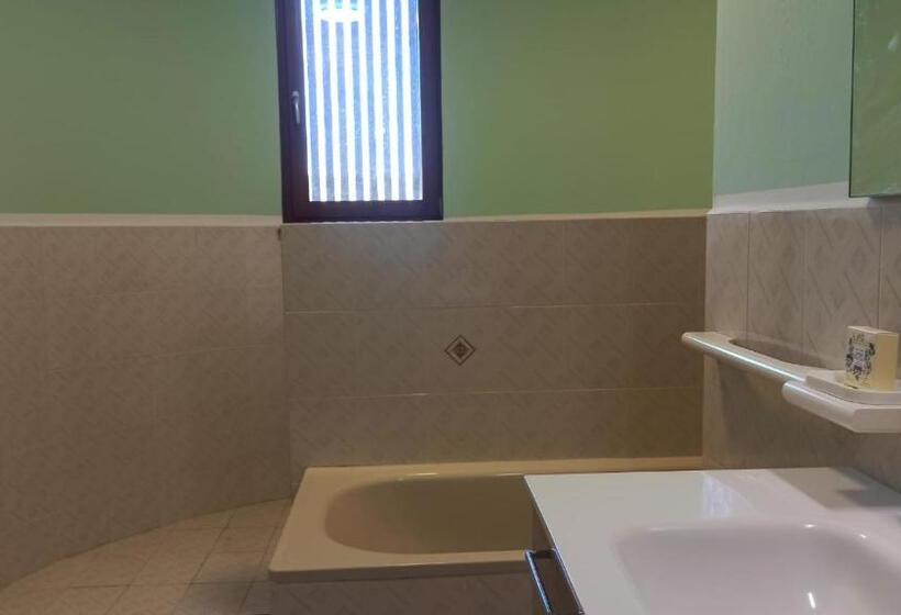 Hotel La Terrazza Delle Noci   Alloggio Agrituristico