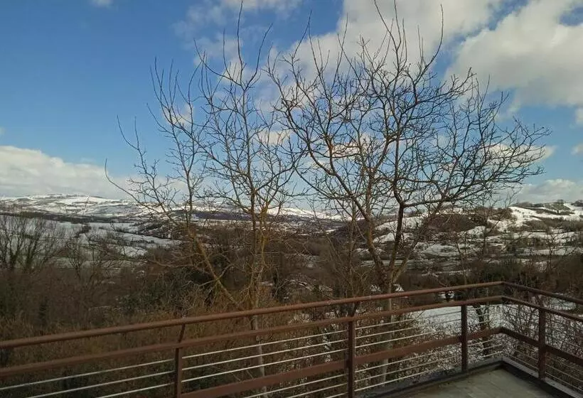 ホテル La Terrazza Delle Noci   Alloggio Agrituristico