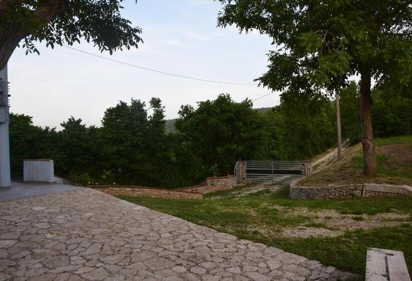 Hotel La Terrazza Delle Noci   Alloggio Agrituristico