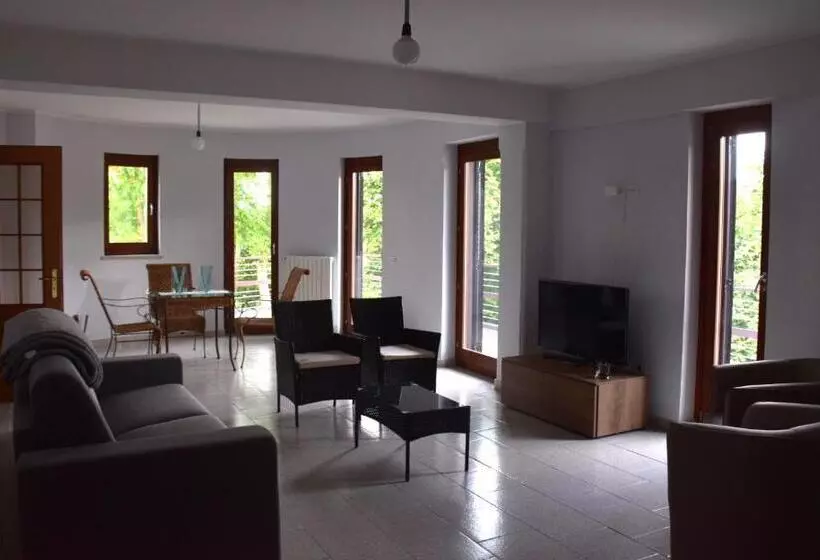 ホテル La Terrazza Delle Noci   Alloggio Agrituristico