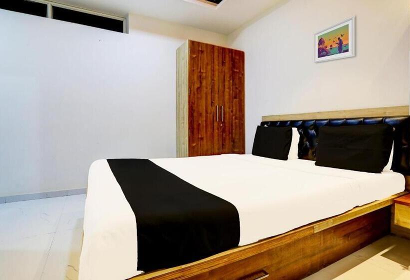 酒店 Oyo Aamrai Resort