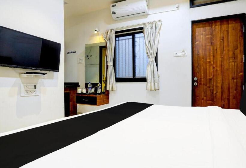 酒店 Oyo Aamrai Resort