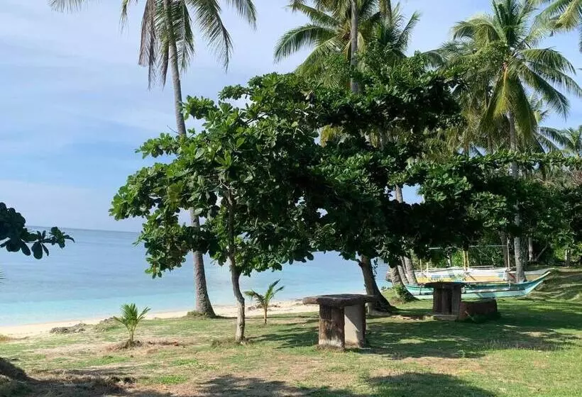 هتل Palanas White Sand Beach Resort