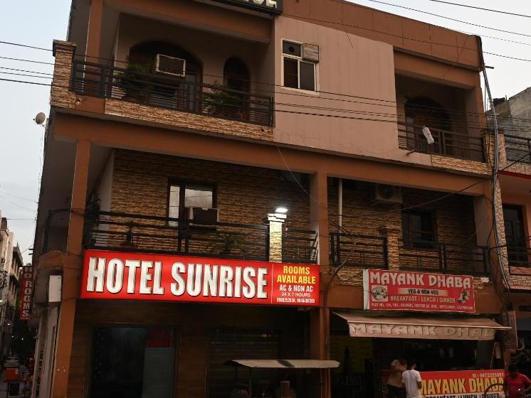 בית מלון כפרי Sunrise