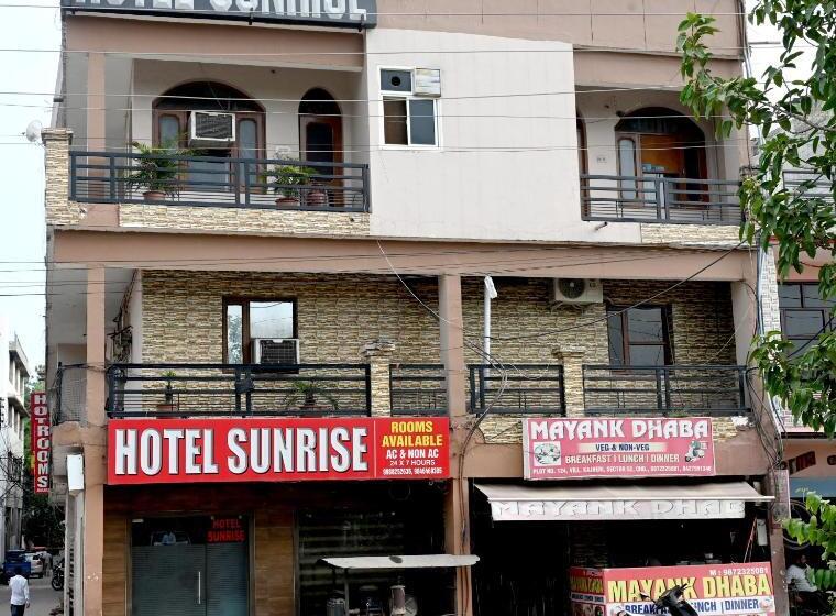 בית מלון כפרי Sunrise