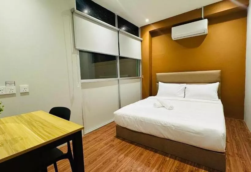 ホテル Swing & Pillows   Lebuh Victoria, Penang