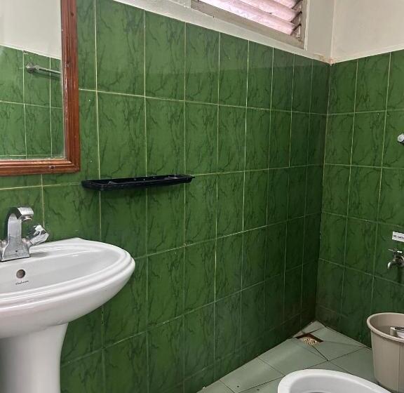 בית מלון כפרי Urban Living