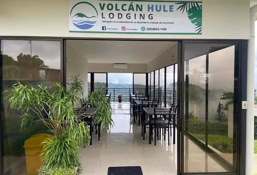 Hotelli Volcan Hule Lodging