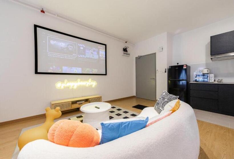 Maya Bay Residences By Sleepy Bear