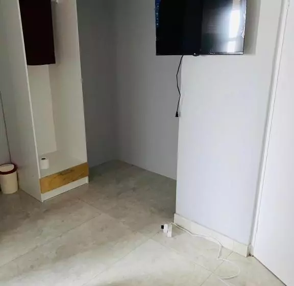 پانسیون 22clyde Street Bostin