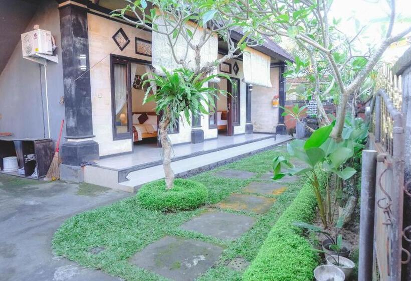 ペンション D Sila House