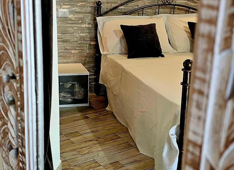 Пансион Giojas Camera Quadrupla In Centro