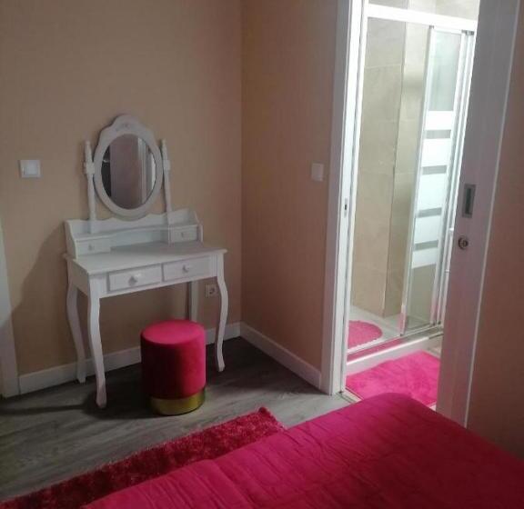 پانسیون Habitaciones Noia