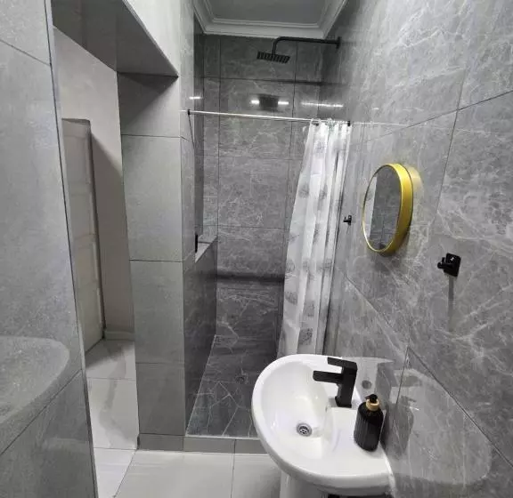 ペンション Impala Palms Guesthouse