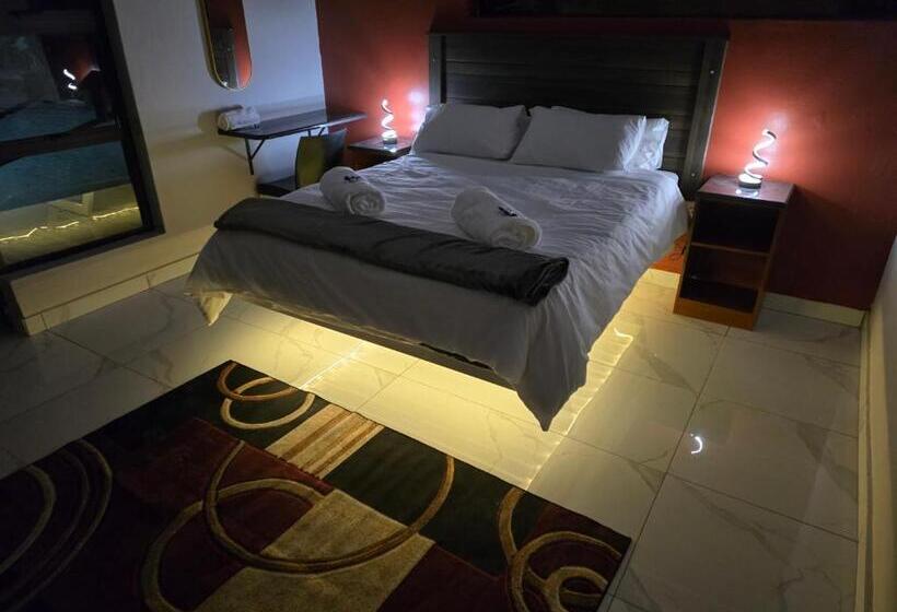 Pension Impala Palms Guesthouse