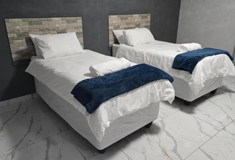 Pension Impala Palms Guesthouse