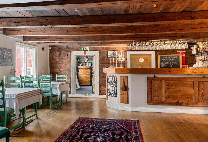 بنسيون Kristianopel Gästgifveri