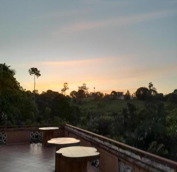 Pensione Lanka Peter S House Tourist Guest House And Restaurant